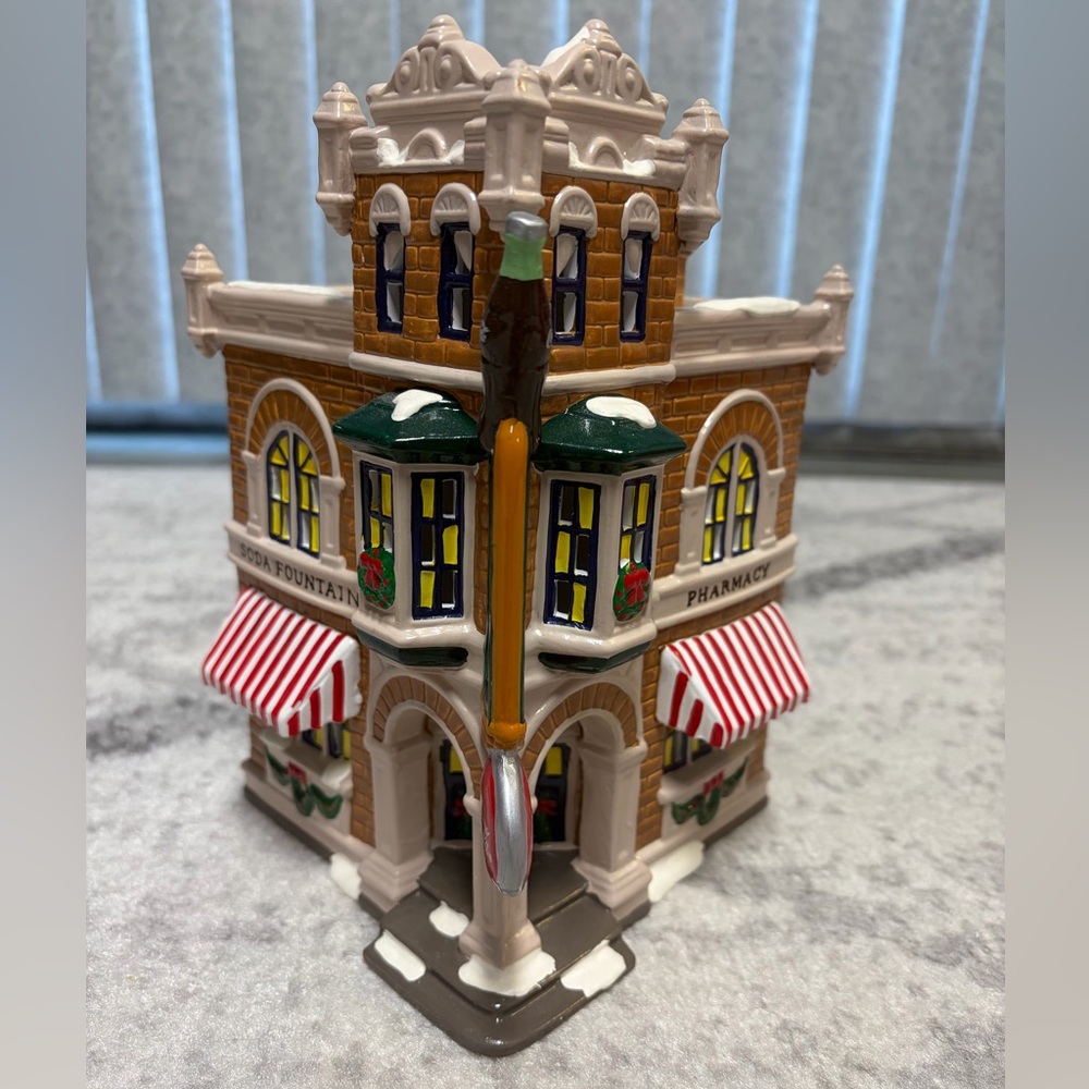 Department 56 Snow Village Coca-Cola “Corner Drug Store”